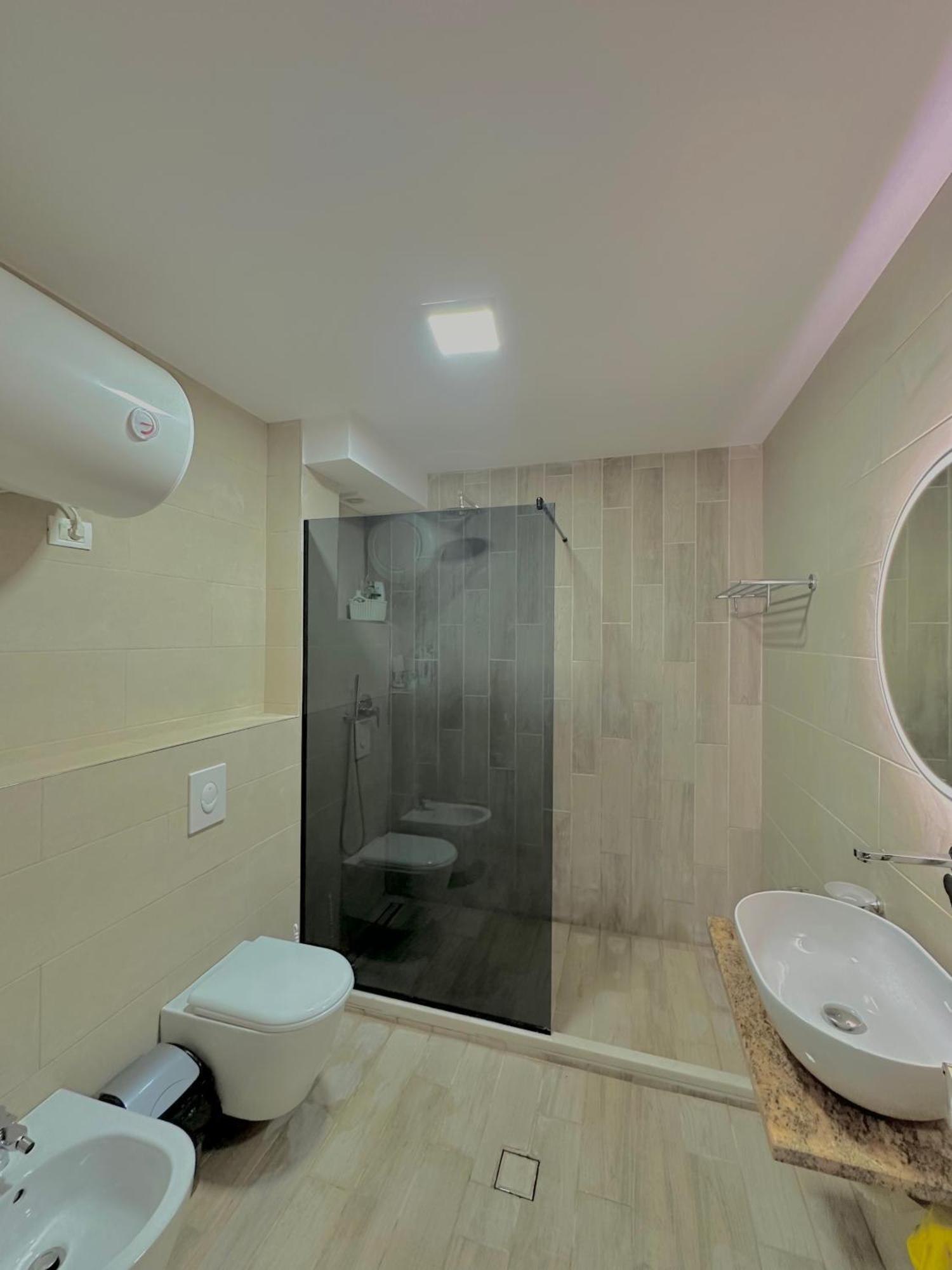 Central Inn Home Tirana Exterior photo